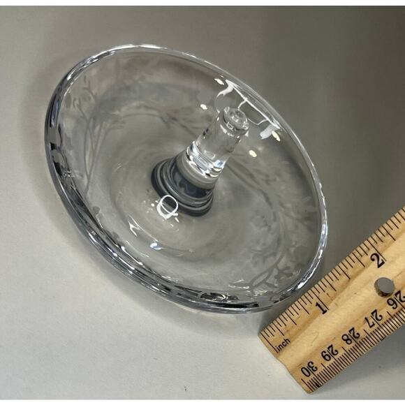 EUC Beautiful Floral Etched Ring Dish - Picture 10 of 10